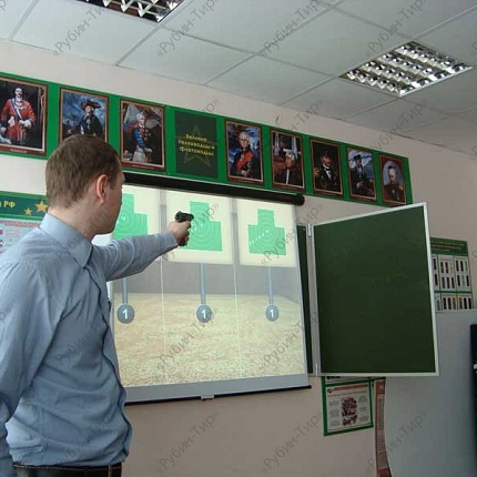 Лазерный тир «Рубин» в мурманской школе (Видео)